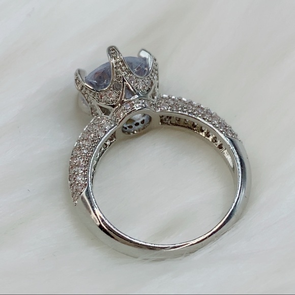 14k white gold ring 4 CT diamond crown pave halo wedding engagement - Picture 4 of 11